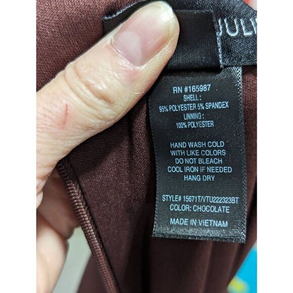 Stella & Julie Women's Brown Gold Button Shoulder Sleeveless Sheath Dress 4 NWT - Picture 3 of 6